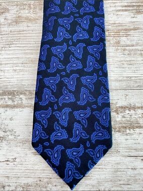 Paul Fredrick Silk Tie Extra Long 64” Black Blue Paisley 3.5” Classic